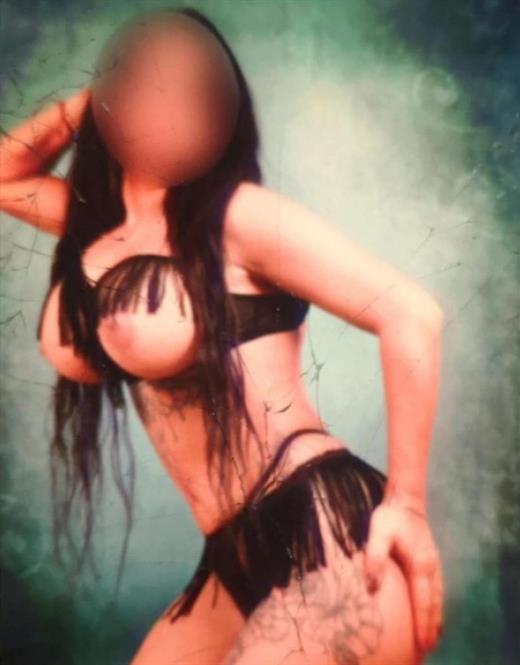 Fairoz, escort in Merivale id4793