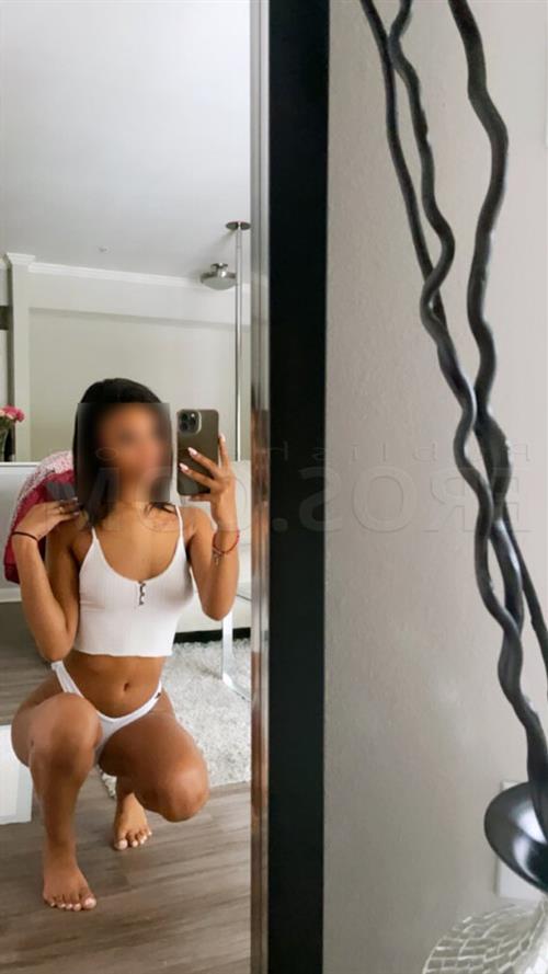 Kui, escort in Burnside id1889